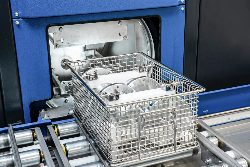 Reiniging van hightech componenten bij Doeko
